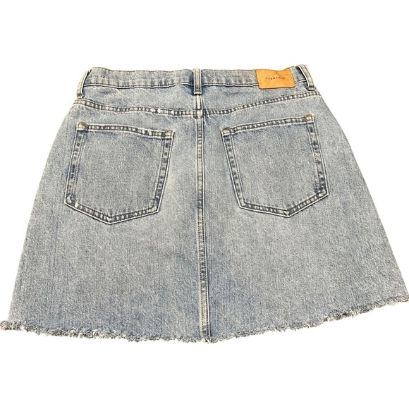 EVERLANE RODEO Denim Reconstructed Skirt Light Wash Distressed Frayed Size 30 - Picture 2 of 8
